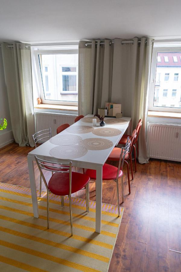 The Good Apartment Powisle 3 Bedrooms Warsaw Exterior photo